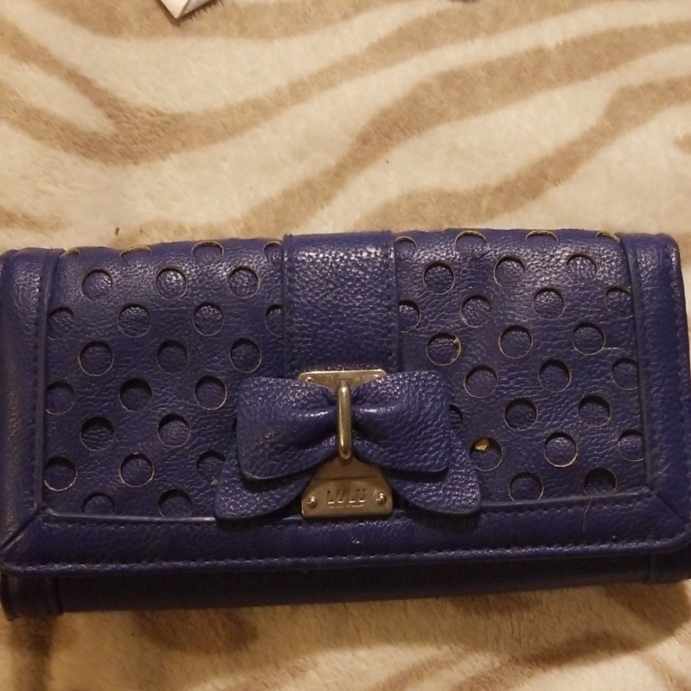 Blue LuLu wallet